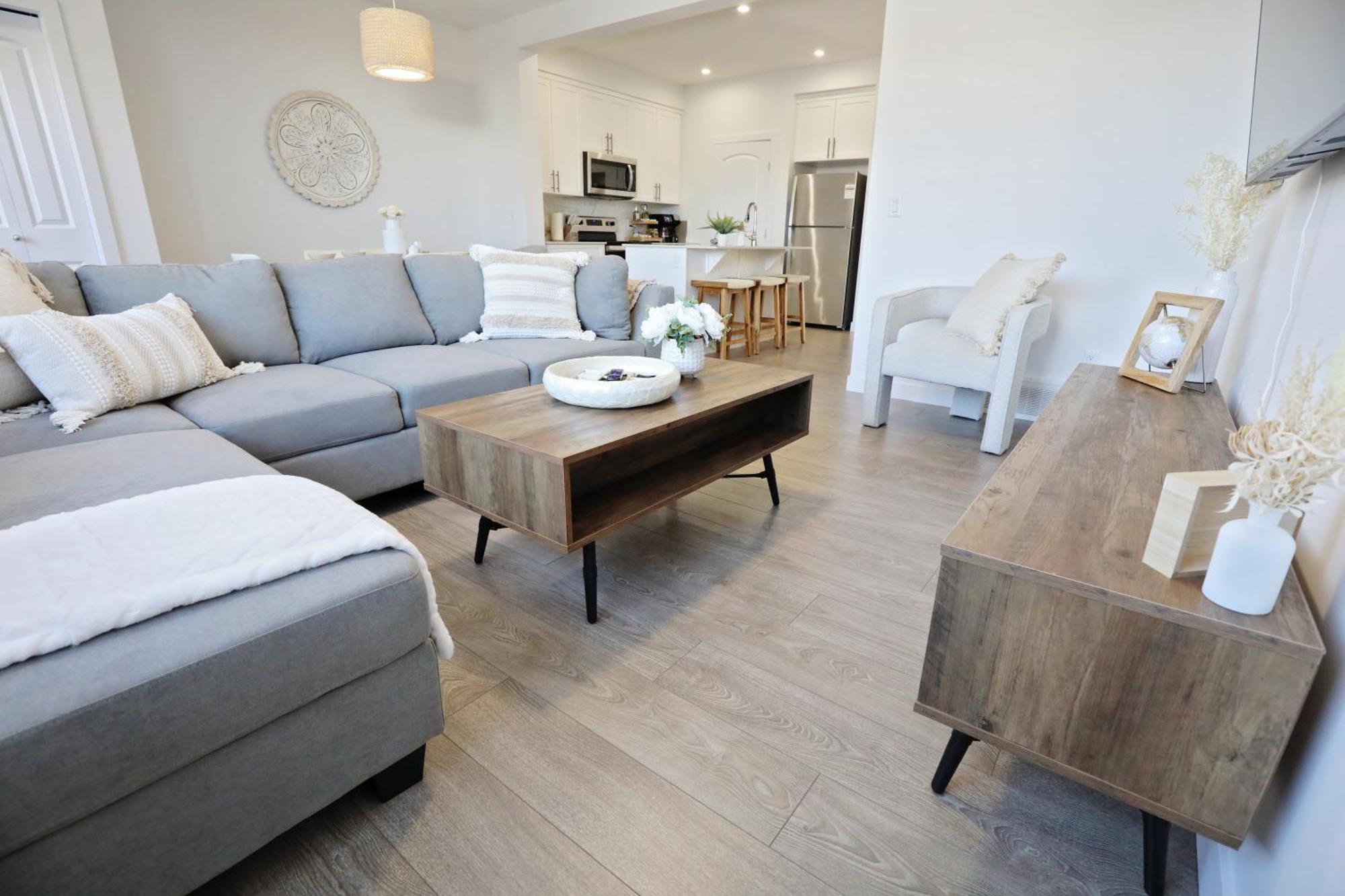 Boho Retreat With King Beds, Golf, Disney+, Near Wem *