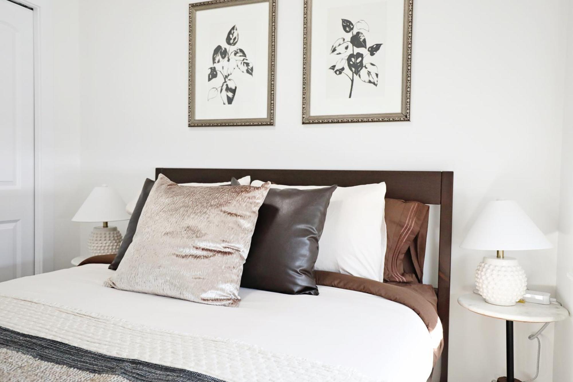 Boho Retreat With King Beds, Golf, Disney+, Near Wem Holiday home *