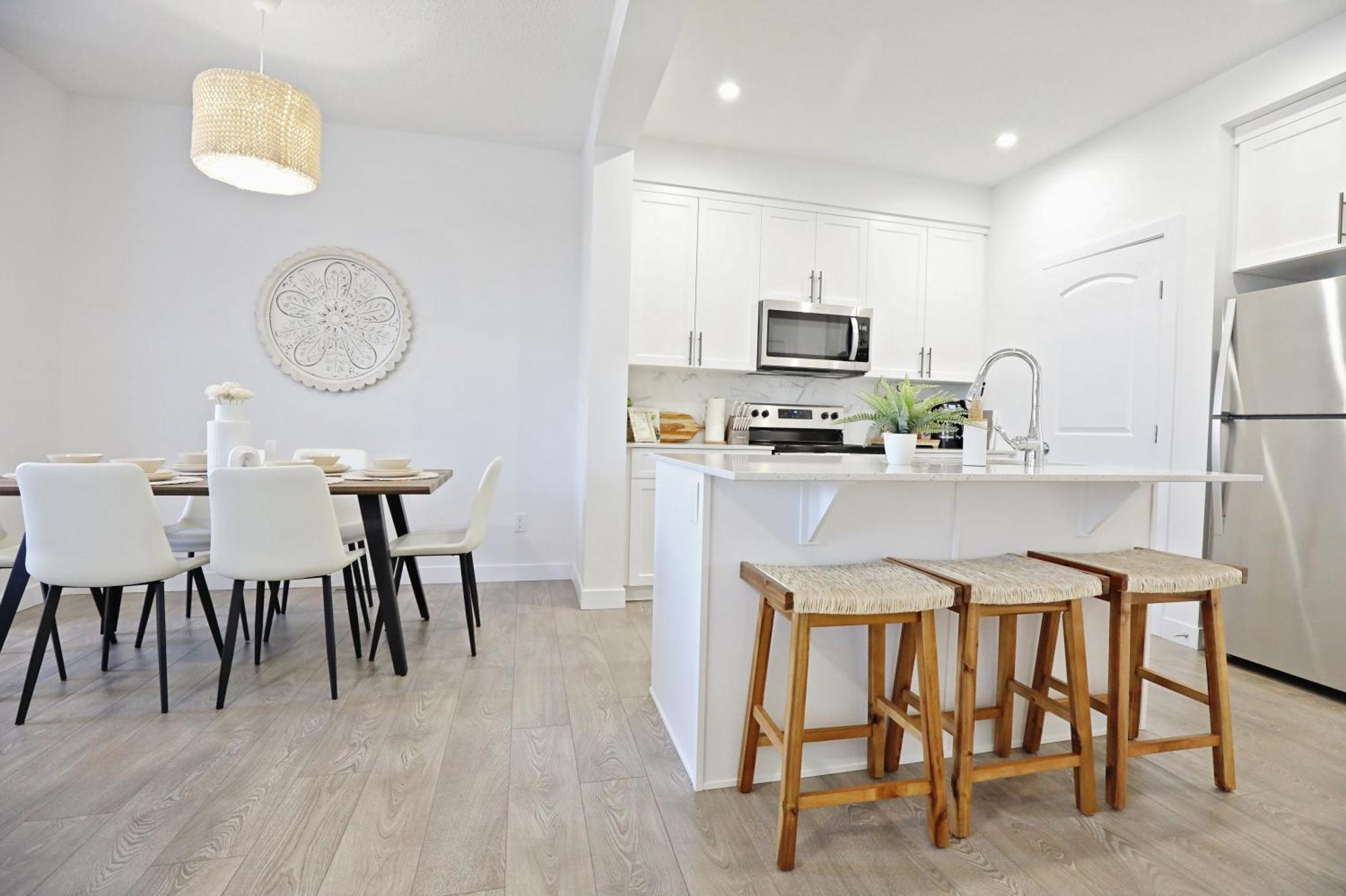 Boho Retreat With King Beds, Golf, Disney+, Near Wem Holiday home Edmonton