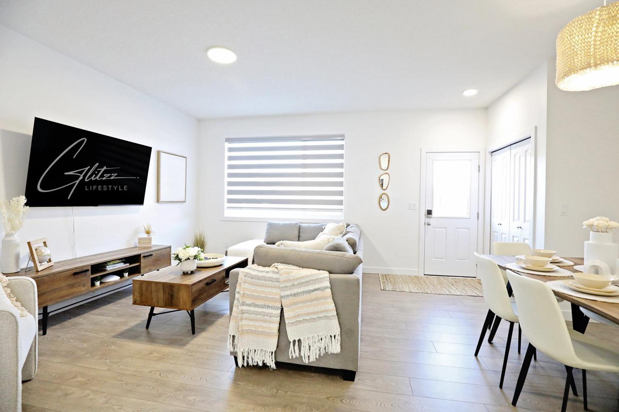 Boho Retreat With King Beds, Golf, Disney+, Near Wem Edmonton
